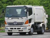 日野自動車 レンジャー ２．５ｔ　巻込パッカー