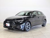 アウディ Ａ３　スポーツバック ４０　ＴＦＳＩ　クワトロ　Ｓライン