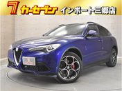 アルファロメオ ステルヴィオ ２．０　ターボ　Ｑ４　スポーツパッケージ