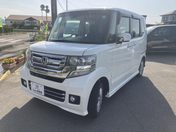 ホンダ Ｎ　ＢＯＸ　カスタム Ｇ　ＳＳパッケージ