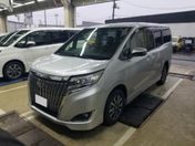 トヨタ エスクァイア　４ＷＤ Ｘｉ
