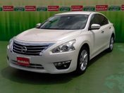 日産 ティアナ ＸＶ　ナビＡＶＭパッケージ