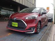 トヨタ シエンタ　ハイブリッド ハイブリッドファンベースＧ