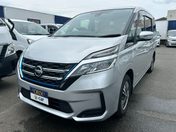日産 セレナ ｅ－ＰＯＷＥＲ　Ｘ