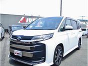 トヨタ ノア ハイブリッドＳ－Ｚ　パノラミックビュー