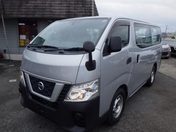 日産 ＮＶ３５０キャラバン　１．２ｔ ＤＸ　低床　ロング