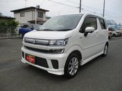 スズキ ワゴンＲ　４ＷＤ ＨＹＢＲＩＤ　ＦＺ　４ＷＤ　ＣＶＴ　衝突