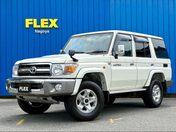 トヨタ ランドクルーザーバン ７０