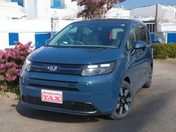 ホンダ フリード　ｅ：ＨＥＶ １．５　ｅ：ＨＥＶ　エアー　ＥＸ　６人乗