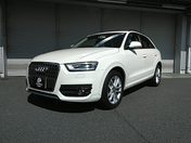 アウディ Ｑ３ ２０００　２．０　ＴＦＳＩ　クワトロ　２