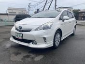 トヨタ プリウス　アルファ Ｓ