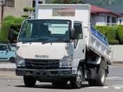 いすゞ エルフ ２．６ｔ　４ＷＤ　全低床　強化ダンプ