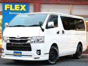 トヨタ ハイエースバン　２ＷＤ ５Ｄ２．８ＤＴスーパーＧＬダークプライム