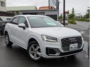 アウディ Ｑ２ １．０　ＴＦＳＩ　スポーツ