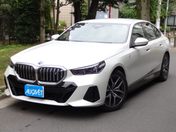 ＢＭＷ ｉ５ ｅＤｒｉｖｅ４０　Ｍスポーツ