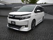 トヨタ ヴォクシー ハイブリッドＶ