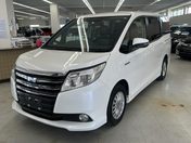 トヨタ ノア　ハイブリッド ハイブリッドＧ