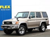 トヨタ ランドクルーザーバン ７０