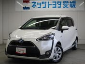 トヨタ シエンタ　ハイブリッド Ｇ　クエロ