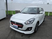 スズキ スイフト ＨＹＢＲＩＤ　ＲＳ　３型　ＦＦ　ＣＶＴ　