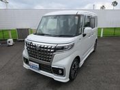 スズキ スペーシア　カスタム カスタムＨＹＢＲＩＤ　ＸＳ３型　ＦＦ　Ｃ