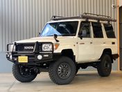 トヨタ ランドクルーザーバン ７０