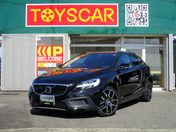 ボルボ Ｖ４０　クロスカントリー Ｔ５　ＡＷＤ　モメンタム