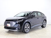 アウディ Ｑ４　ｅ－トロンスポーツバック ４０　アドバンスド