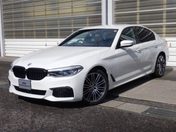 ＢＭＷ ５シリーズ　セダン ５３０ｅ　Ｍスポーツ