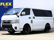 トヨタ ハイエースバン　４ＷＤ ５Ｄ２．８ＤＴスーパーＧＬダークプライム