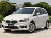 ＢＭＷ ２シリーズ　グランツアラー ２２０ｉ　ラグジュアリー