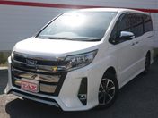 トヨタ ノア Ｓｉ　ダブルバイビーＩＩＩ　アルパインナ