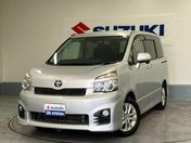 トヨタ ヴォクシー ＺＳ