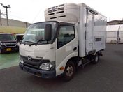 日野自動車 デュトロ 