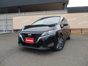 日産 ノート　４ＷＤ Ｘ　ＦＯＵＲ