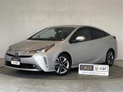 トヨタ プリウス １．８Ａプレミアムツーリングセレクシ