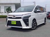 トヨタ ヴォクシー ＺＳキラメキ２