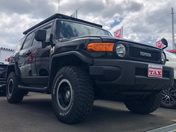 トヨタ ＦＪ　クルーザー　４ＷＤ ブラックカラーパッケージ　フルセグナビ／