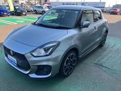 スズキ スイフト スポーツ　６速マニュアル車
