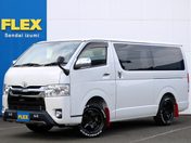 トヨタ ハイエースバン　４ＷＤ ５Ｄ２．８ＤＴスーパーＧＬ　５０ＴＨ　Ａ