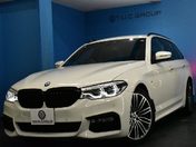 ＢＭＷ ５シリーズ　ツーリング ５２３ｄ　Ｍスポーツ