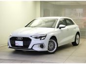 アウディ Ａ３　スポーツバック ３０　ＴＦＳＩ　アドバンスド
