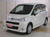 スバル ステラ カスタムＲリミテッド　禁煙車　社外メモリ