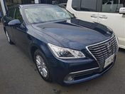 トヨタ クラウン　セダン　４ＷＤ ２．５ ロイヤルサルーン ｉ－Ｆｏｕｒ