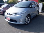 トヨタ エスティマ　ハイブリッド　４ＷＤ Ｘ　Ｗエアコン　運転席エアバッグ　Ｗエア
