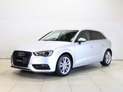 アウディ Ａ３　スポーツバック １．８　ＴＦＳＩ　クワトロ