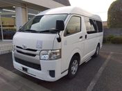 トヨタ ハイエースバン　２ＷＤ 