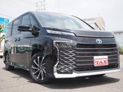 トヨタ ヴォクシー ハイブリッドＳ－Ｚ　登録済未使用車　禁煙