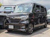 ホンダ Ｎ　ＢＯＸ　カスタム Ｇ　Ｌ　ホンダセンシング