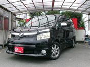 トヨタ ヴォクシー ＺＳ　煌２